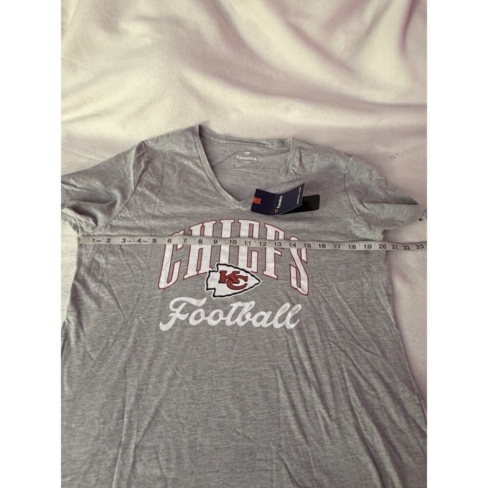 Kansas City Chiefs Fanatics Womens XL Gray V Neck T Shirt NFL Football NWT - Picture 6 of 7